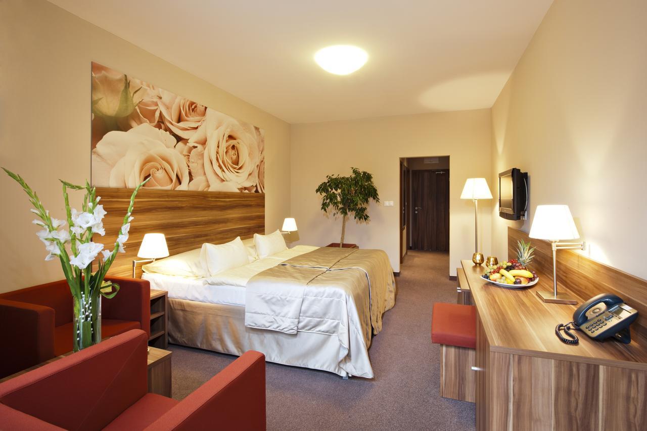 Hotel Velka Fatra Turčianske Teplice Extérieur photo