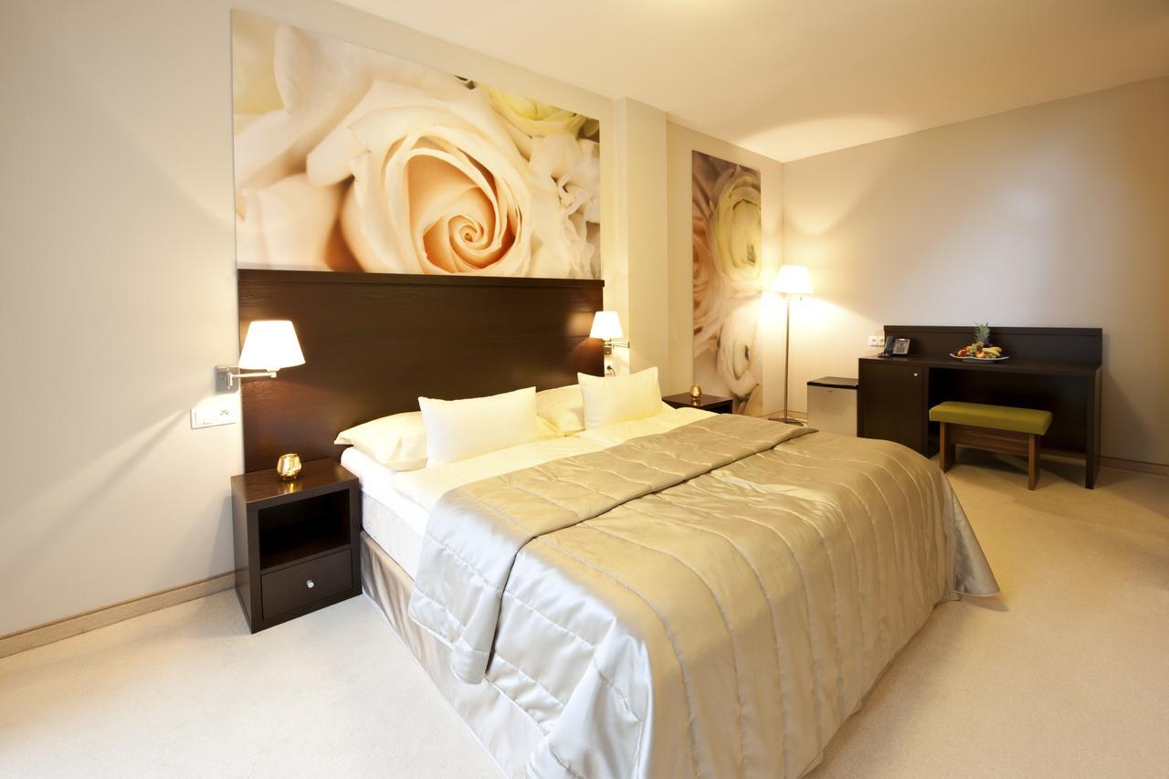 Hotel Velka Fatra Turčianske Teplice Extérieur photo